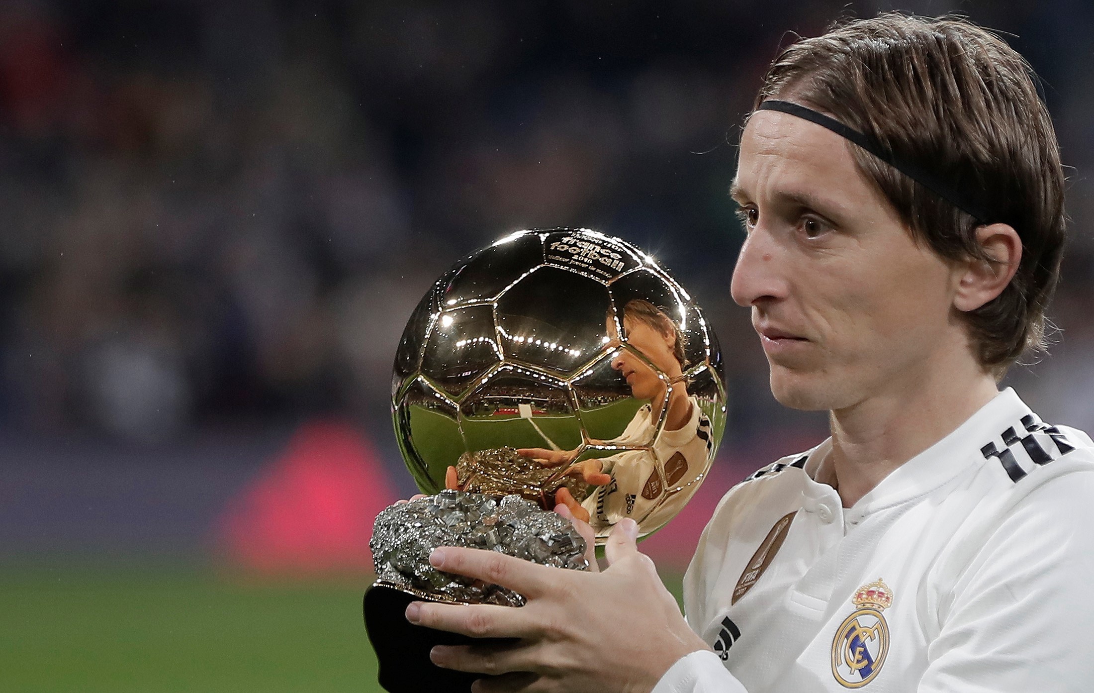 15战全败四川男篮官宣：李金效左跟腱部分撕裂 预计伤停6-8周