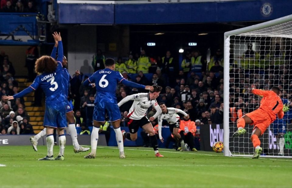 欧冠-梅西姆皇2射2传!内马尔建功 巴黎7-2狂胜出线